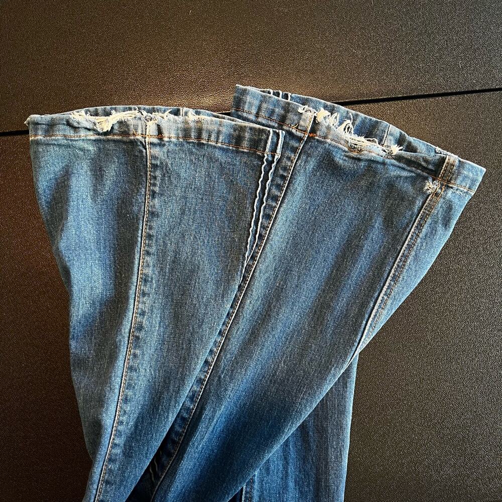 Revice denim, Roller girl flare jeans - Picture 10 of 10